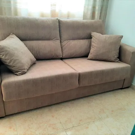 Apartamento Soleado, 1 Dormitorio Con Balcon, Piscina Y Garage Torrevieja